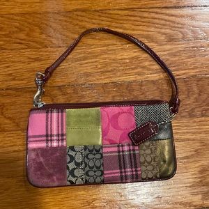 Vintage COACH pink patchwork wristlet